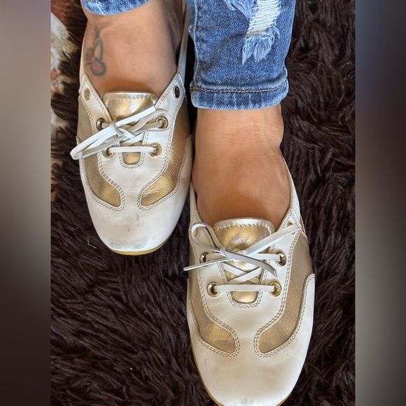 🧡CLEAN TOD’S 38.5 Elegant Women's Cream and Gold 🥿 flat .🧡🧡 - Picture 5 of 17